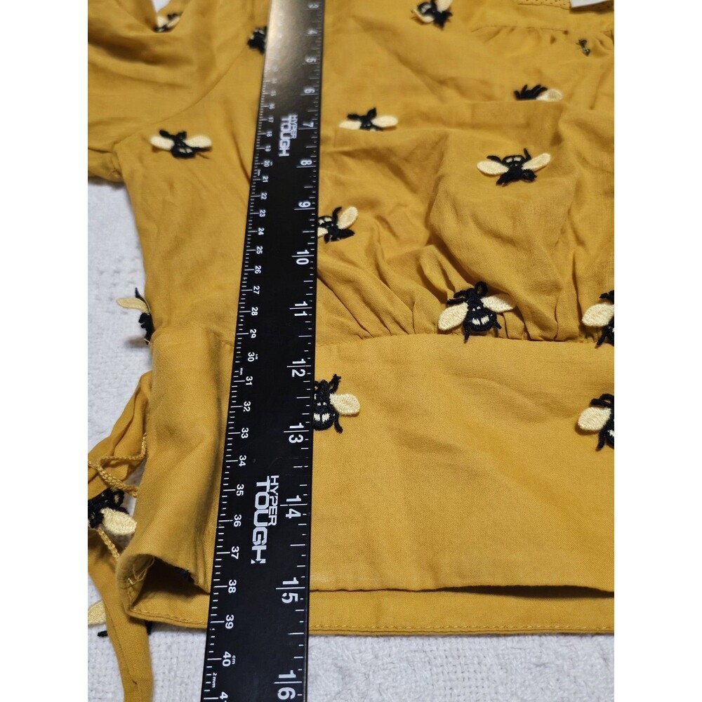 Maeve Anthropologie Bee Embroidered Long Sleeve Wrap Crop Top Yellow Sz 0 Flaw - Picture 8 of 13